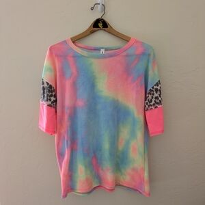 Colorful Tie-dye Leopard Print Short Sleeve Shirt by Vanilla Bay Size Small